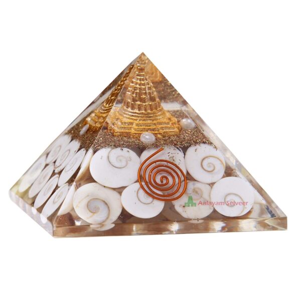 Gomati Chakra Mahameru Shree Yantra Orgonite Pyramid + Free Shipping ...