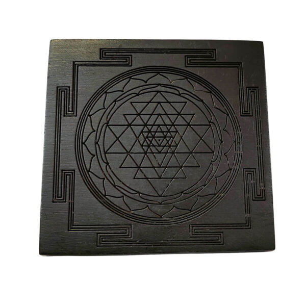 Karungali Sri Yantra